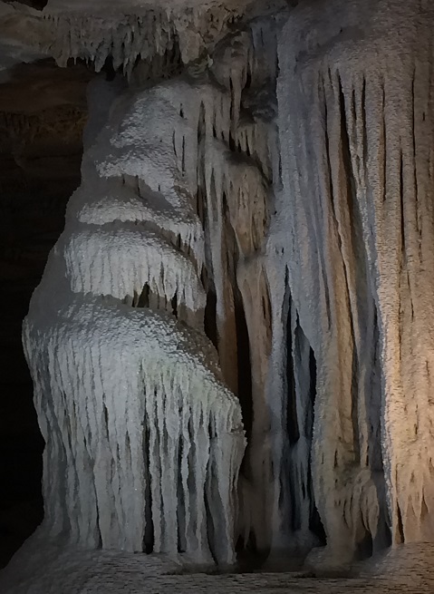 Beautiful Caves near Branson MO