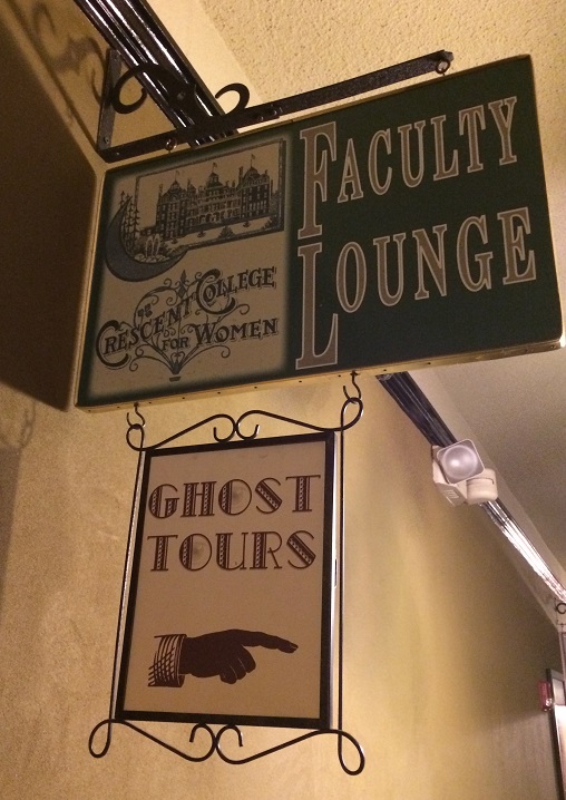 Crescent Hotel Ghost Tour Meeting Location